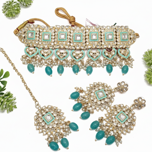 Close-up view of premium artificial Gold Finish Kundan Polki & Turquoise Stone Meenakari Choker Necklace Set by Innovate Art Impex.