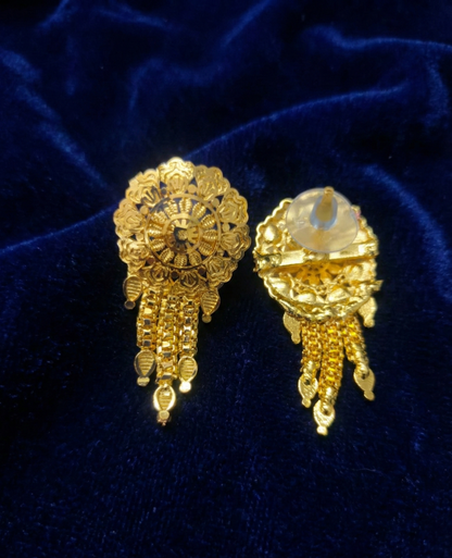 Close-up view of premium artificial Gold Toned Traditional Filigree Necklace Set with Floral Circular Pendant and Matching Latkan Earrings Zaveri Haldi Aesthetic Layered Butterfly Silk Thread Women Jwelleries Western Girls by Innovate Art Impex.